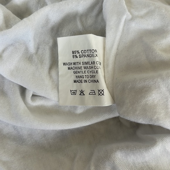 Zyia Namaste Long Sleeve Tee in White size small Open Back Yoga Activewear - Picture 6 of 8